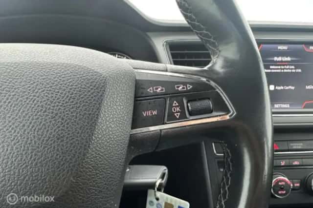 SEAT Leon (2021) thumbnail 17