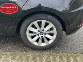 SEAT Leon (2021) thumbnail 10