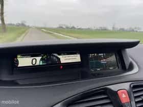 Renault Scénic (2011) thumbnail 21