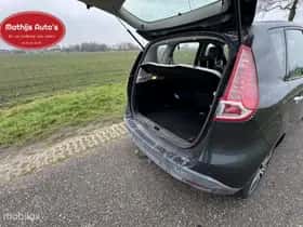 Renault Scénic (2011) thumbnail 7