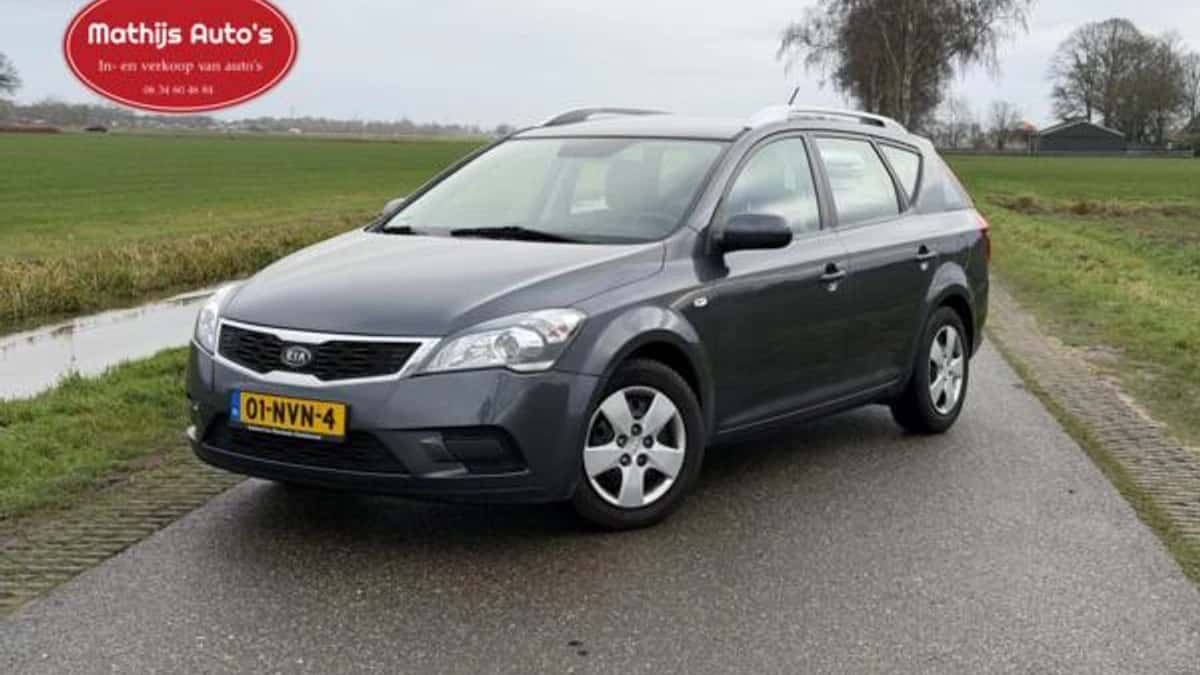 Kia Cee'd (2021) — foto 1