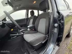 Kia Cee'd (2021) thumbnail 14