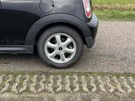 MINI Mini (2011) thumbnail 12
