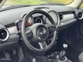 MINI Mini (2011) thumbnail 17