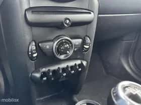 MINI Mini (2011) thumbnail 22