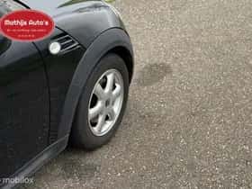 MINI Mini (2011) thumbnail 7