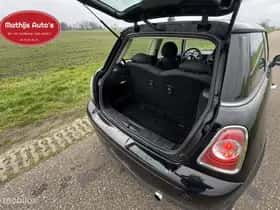 MINI Mini (2011) thumbnail 8