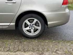 Volvo V70 (2022) thumbnail 11