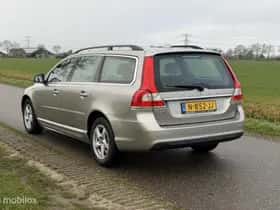 Volvo V70 (2022) thumbnail 12