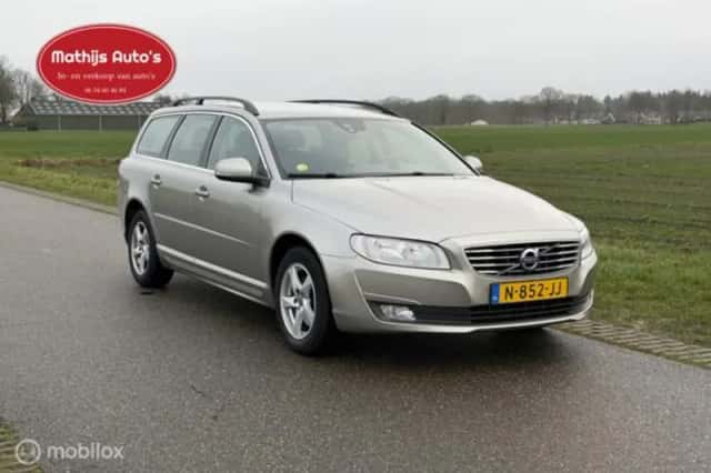 Volvo V70 (2022) thumbnail 7
