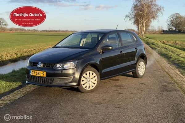 Volkswagen Polo (2011) — foto 1