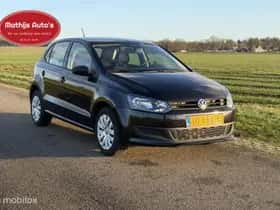 Volkswagen Polo (2011) thumbnail 6