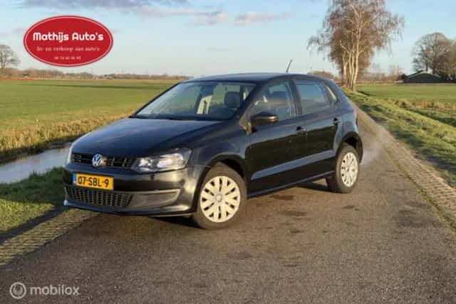 Volkswagen Polo (2011) thumbnail 1