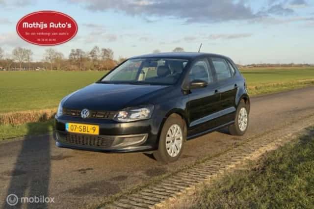 Volkswagen Polo (2011) thumbnail 3