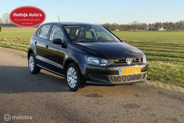 Volkswagen Polo (2011) thumbnail 6