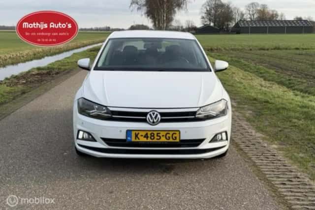 Volkswagen Polo (2020) thumbnail 2