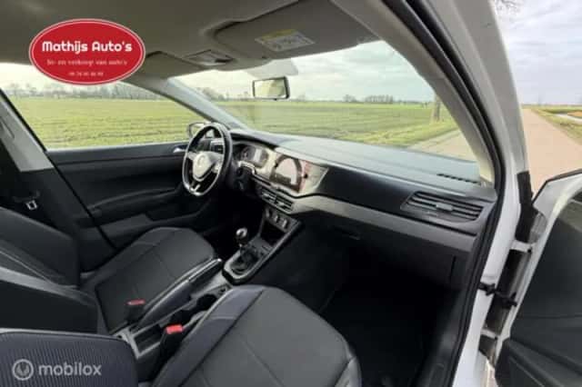 Volkswagen Polo (2020) thumbnail 4
