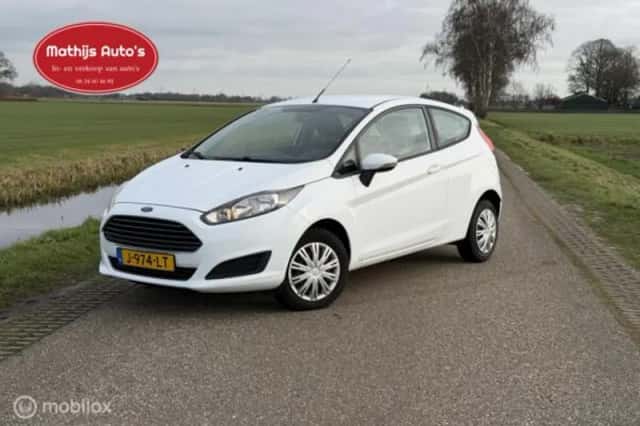 Ford Fiesta (2021) thumbnail 1