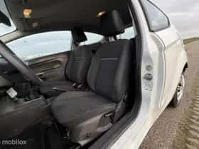 Ford Fiesta (2021) thumbnail 16