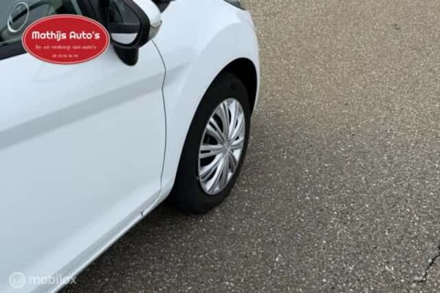 Ford Fiesta (2021) thumbnail 9
