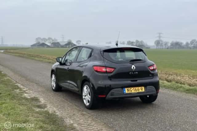 Renault Clio (2017) thumbnail 11