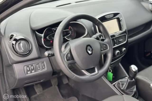 Renault Clio (2017) thumbnail 13