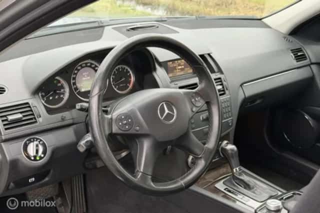 Mercedes-Benz C-Klasse (2013) thumbnail 13