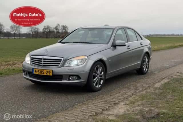 Mercedes-Benz C-Klasse (2013) thumbnail 3