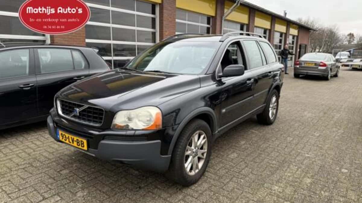 Volvo XC90 (2003) — foto 1