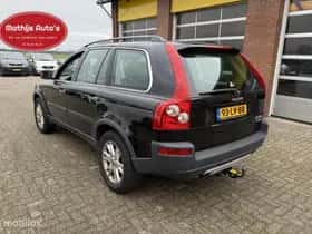 Volvo XC90 (2003) thumbnail 2