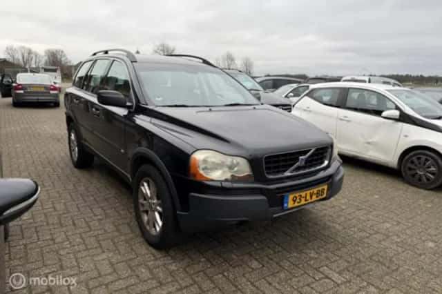 Volvo XC90 (2003) thumbnail 11