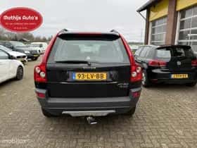 Volvo XC90 (2003) thumbnail 3