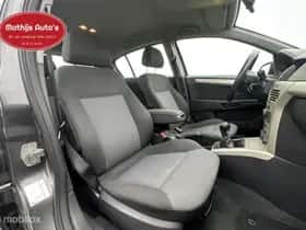 Opel Astra (2008) thumbnail 4