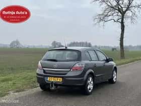 Opel Astra (2008) thumbnail 6