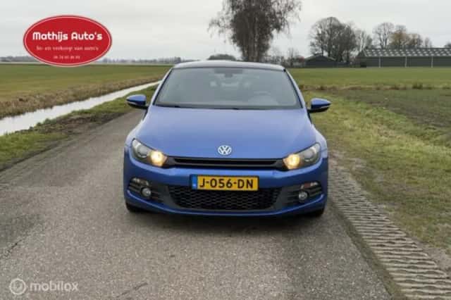 Volkswagen Scirocco (2010) thumbnail 4