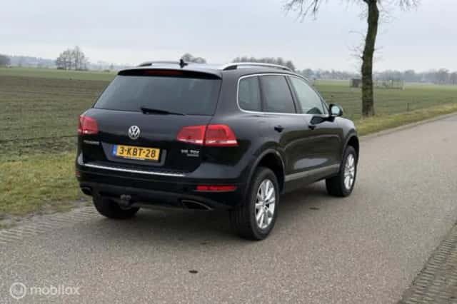 Volkswagen Touareg (2013) thumbnail 11