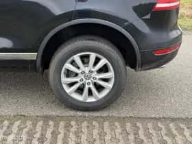 Volkswagen Touareg (2013) thumbnail 14