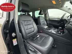 Volkswagen Touareg (2013) thumbnail 4