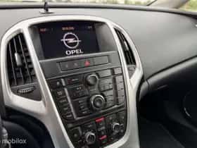 Opel Astra (2012) thumbnail 17