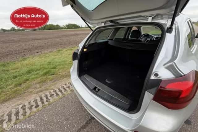 Opel Astra (2012) thumbnail 8
