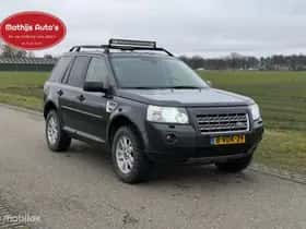 Land Rover Freelander (2009) thumbnail 3