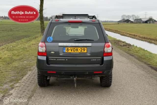 Land Rover Freelander (2009) thumbnail 8