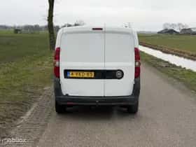 Fiat Doblò (2010) thumbnail 11