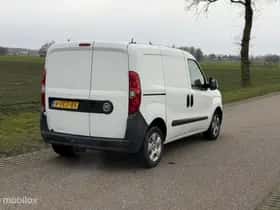 Fiat Doblò (2010) thumbnail 12