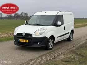 Fiat Doblò (2010) thumbnail 3