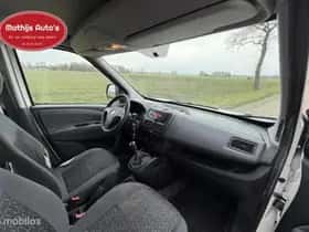 Fiat Doblò (2010) thumbnail 4