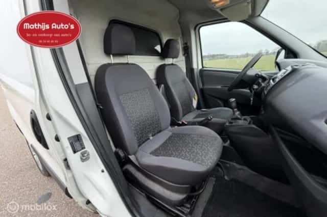 Fiat Doblò (2010) thumbnail 5