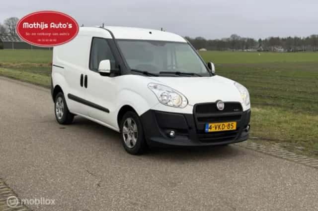 Fiat Doblò (2010) thumbnail 6