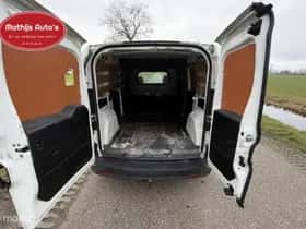 Fiat Doblò (2010) thumbnail 7