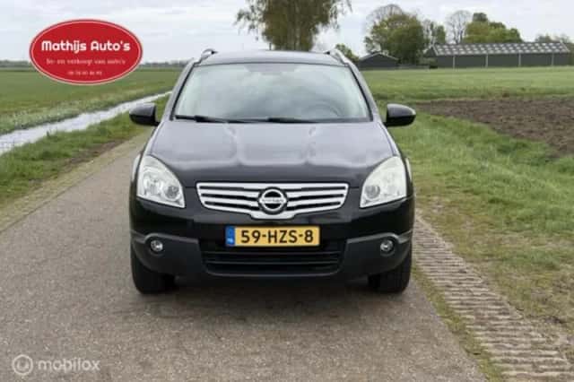 Nissan Qashqai (2009) thumbnail 2